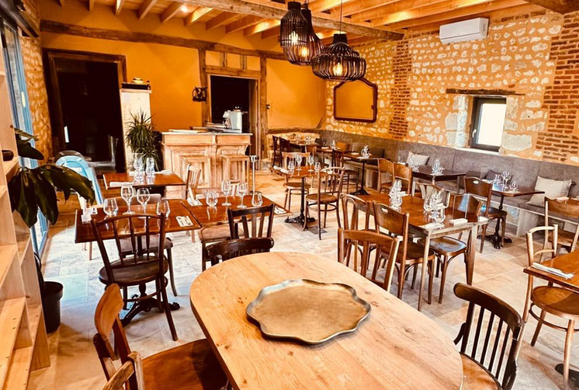La salle du Bistrot