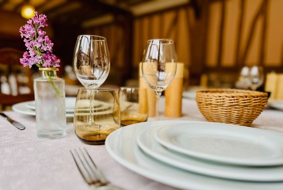 Une table à L'auberge du Donjon BRIONNE