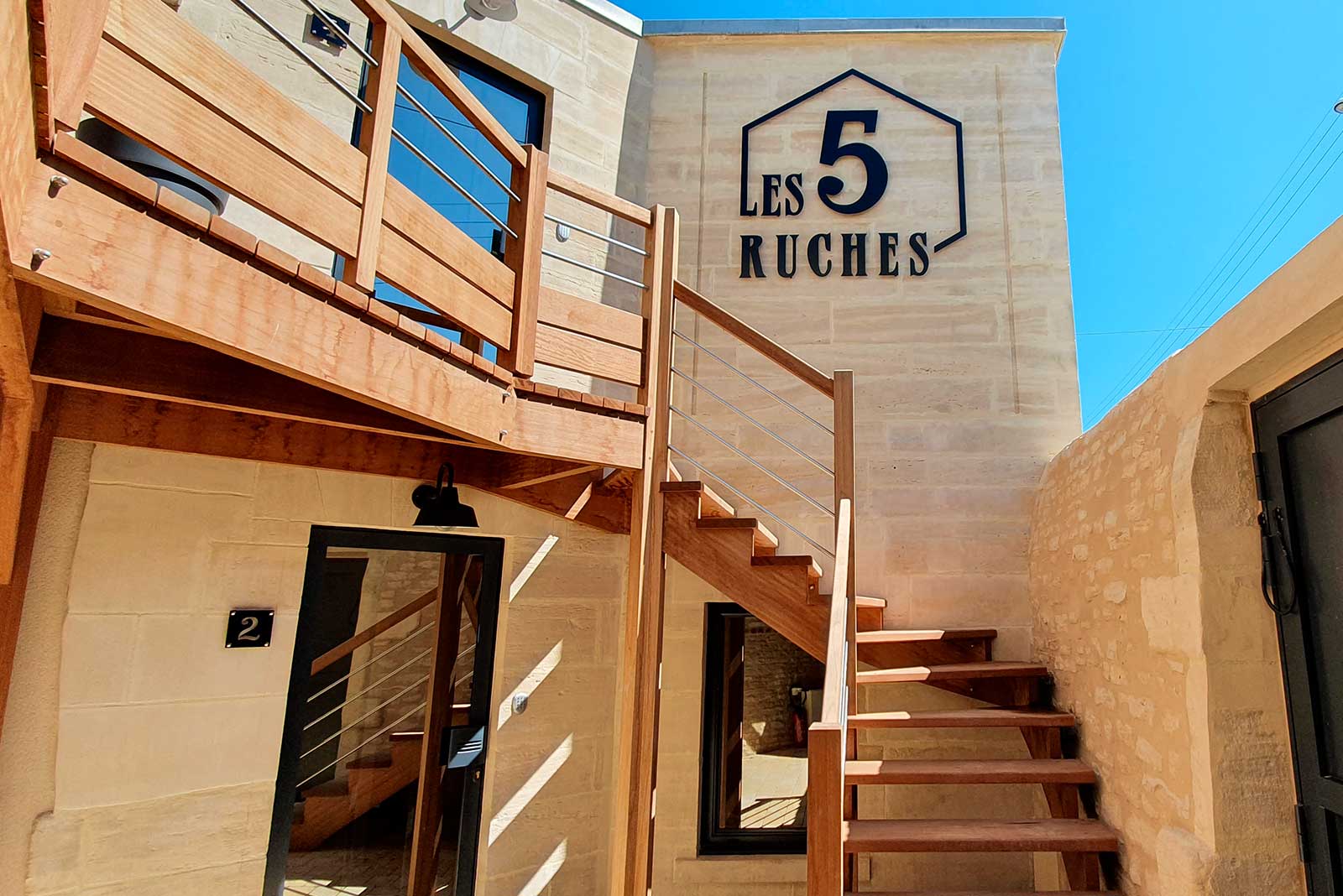 Les 5 Ruches - Escalier exterieur