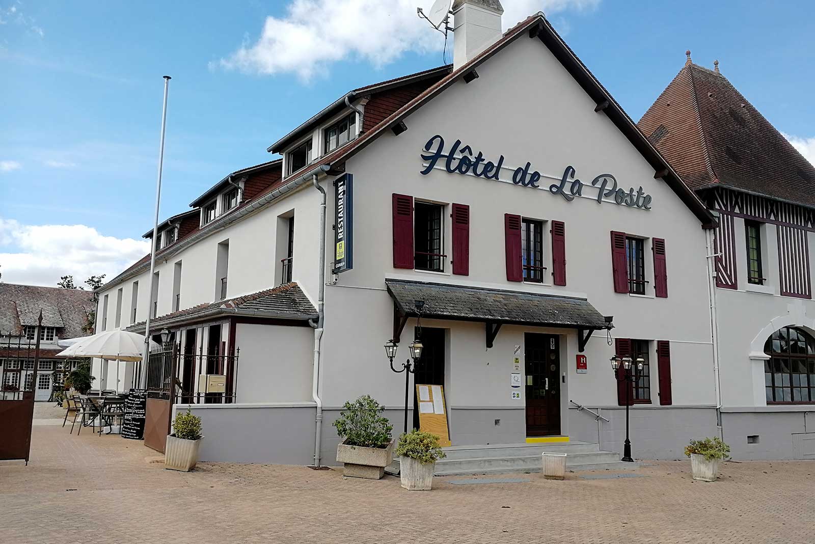 Façade HOTEL DE LA POSTE